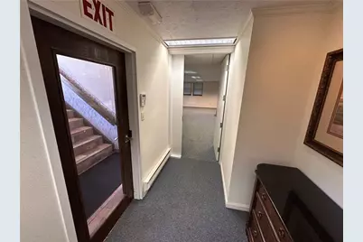 301 McKnight Park Drive, Ross Twp, PA 15237 - Photo 6