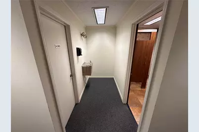 301 McKnight Park Drive, Ross Twp, PA 15237 - Photo 10