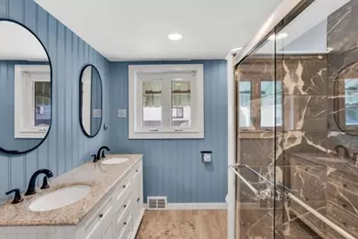 1850 Middle Street, Pittsburgh, PA 15215 - Photo 12