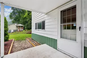 419 Lime Hollow Rd, Verona, PA 15147 - Photo 1