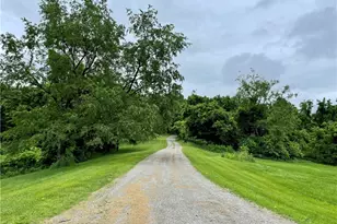 1027 Locust Ave, South Strabane, PA 15301 - Photo 2