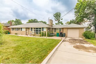 1117 E Windhaven Rd, Robinson Twp, PA 15205 - Photo 1