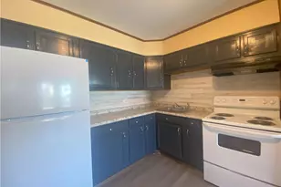 203 Irving Ave, Latrobe, PA 15650 - Photo 6