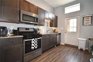 1817 Sidney St, Pittsburgh, PA 15203 - Photo 8