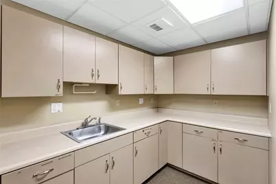 1532 Lincoln Way, White Oak, PA 15131 - Photo 10