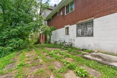 2429 Perry St, Munhall, PA 15120 - Photo 22