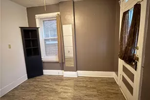 832 Maplewood Ave, Ambridge, PA 15003 - Photo 10