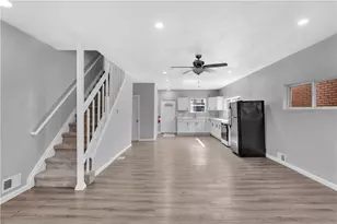 1406 Broadway Ave, Stowe Township, PA 15136 - Photo 8