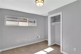 1406 Broadway Ave, Stowe Township, PA 15136 - Photo 18