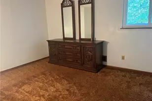 801 Ontario St, Glassport, PA 15045 - Photo 36