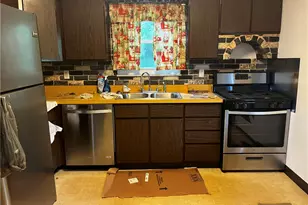 801 Ontario St, Glassport, PA 15045 - Photo 12