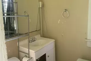 1512 Grimes St, New Castle, PA 16101 - Photo 10