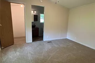 115 Woodview Dr, Middlesex Township, PA 16059 - Photo 12