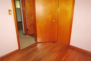 571 Grove Rd, Pittsburgh, PA 15147 - Photo 14