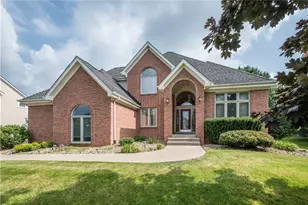 170 Pinehurst Dr, Cranberry Township, PA 16066 - Photo 1