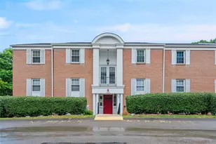 105 Camelot Dr, Pittsburgh, PA 15237 - Photo 1