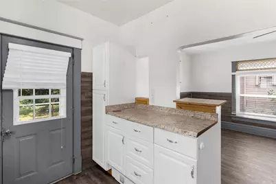 203 Baldwin Ave, Sharon, PA 16146 - Photo 14