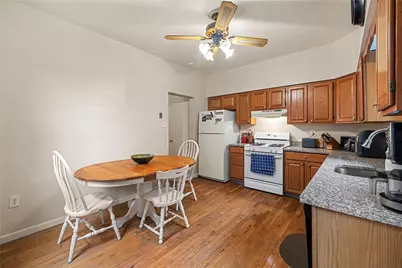 316 Kaercher St, Pittsburgh, PA 15207 - Photo 10