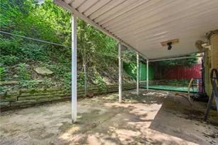 3931 Boulevard Dr, Pittsburgh, PA 15217 - Photo 28