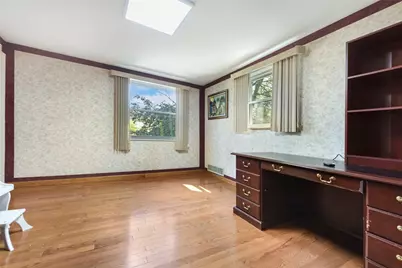 3931 Boulevard Drive, Pittsburgh, PA 15217 - Photo 12