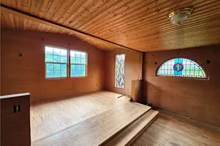 826 Parkwood Rd, Pittsburgh, PA 15210 - Photo 10