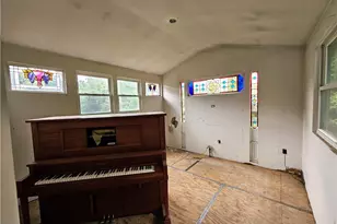 826 Parkwood Rd, Pittsburgh, PA 15210 - Photo 16