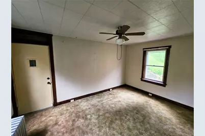 826 Parkwood Rd, Pittsburgh, PA 15210 - Photo 24