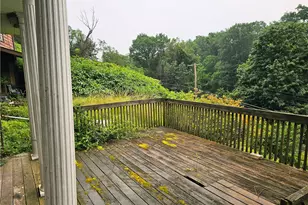 826 Parkwood Rd, Pittsburgh, PA 15210 - Photo 32