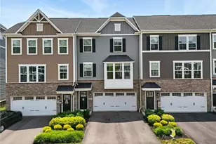 4022 Crown Dr, South Park, PA 15129 - Photo 1