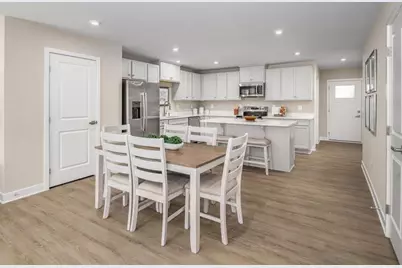 5101 Bentgrass Dr #B, Hempfield Township, PA 15601 - Photo 4