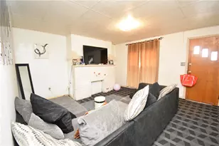 2118 Elsie St, Pittsburgh, PA 15210 - Photo 6