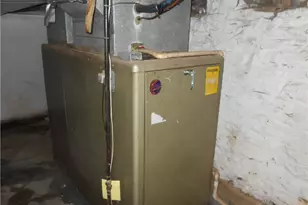 321 E 4th St, Derry Township, PA 15627 - Photo 18