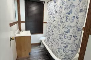 702 Sellers Ave, Jeannette, PA 15644 - Photo 12