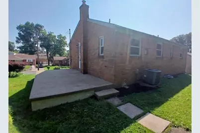 1422 Oak Dr, Pittsburgh, PA 15234 - Photo 24