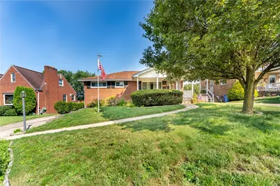 1926 Worcester Dr, Scott Township, PA 15243 - Photo 1