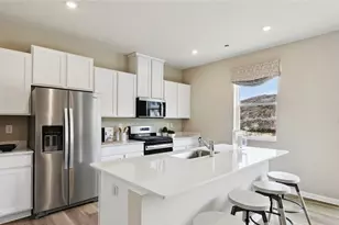 410 Curtis Ct, New Stanton, PA 15639 - Photo 10