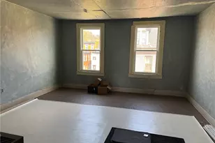 827 Peralta St, Pittsburgh, PA 15212 - Photo 2