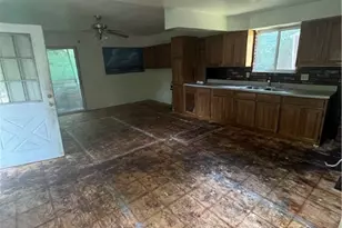 57 Lower Rd, Pittsburgh, PA 15215 - Photo 14