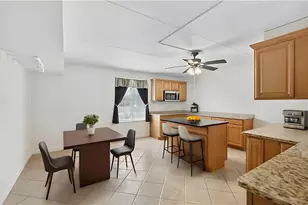 2120 Greentree Rd, Scott Township, PA 15220 - Photo 2