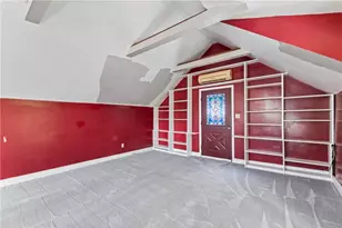 238 W State St, Oakdale, PA 15071 - Photo 16