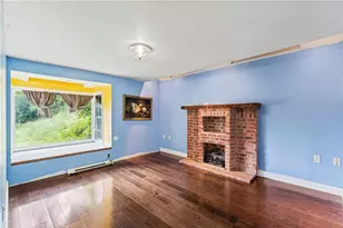 238 W State St, Oakdale, PA 15071 - Photo 6