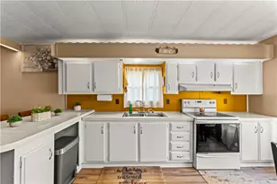 338 Festival Rd, Chartiers, PA 15301 - Photo 8