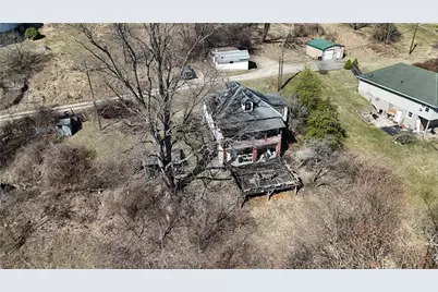 123 Sims Ln, Charleroi Boro, PA 15022 - Photo 2