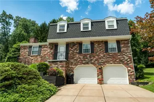 8229 E Van Buren Dr, Pittsburgh, PA 15237 - Photo 1