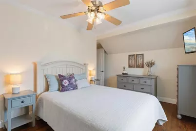 115 W Grandview Avenue, Zelienople, PA 16063 - Photo 16