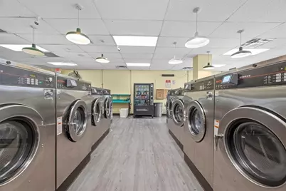 1 Dewey St, Etna, PA 15223 - Photo 10