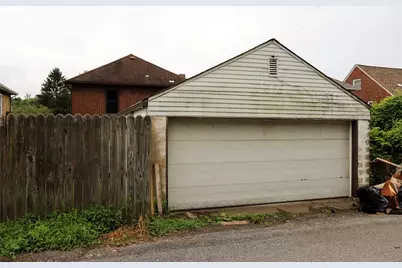 737 Saint Clair Avenue, Clairton, PA 15025 - Photo 32