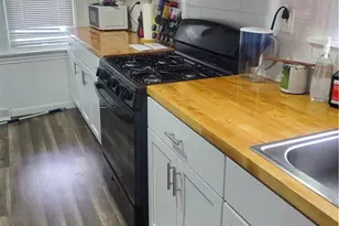 206 Depot St, Hempfield Township, PA 15697 - Photo 4