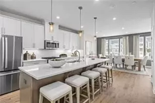 231 Yellowwood Ct, South Strabane, PA 15301 - Photo 8