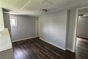 717 Clarion St, Bridgewater, PA 15009 - Photo 10